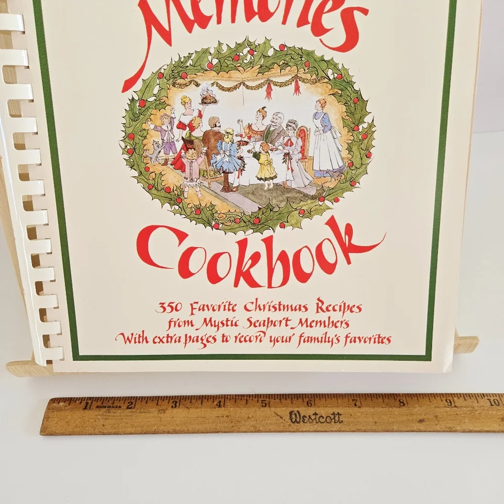Christmas Memories Cookbook 1990 6th Printing Mystic Seaport Cottagecore -VG